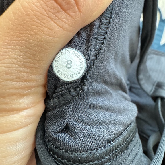 Lululemon Free to be Bra| Size 8 | Color Black 🖤 - Picture 4 of 4